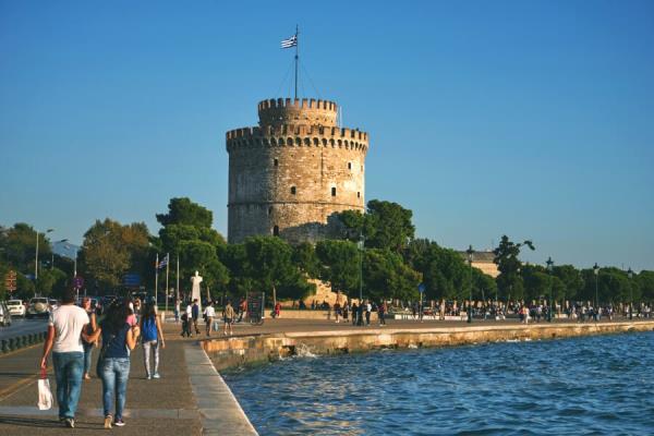 White Tower in Thessaloniki: Greek investor visa